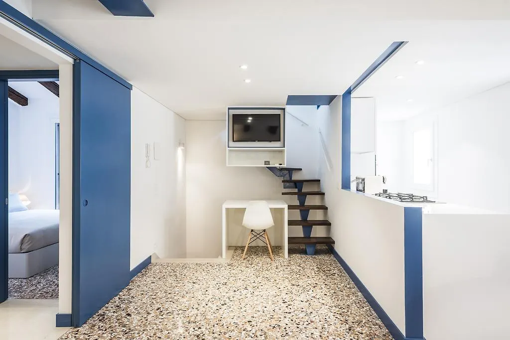Myplace Ca D'Oro Family Apartment 베니스 0*,  이탈리아